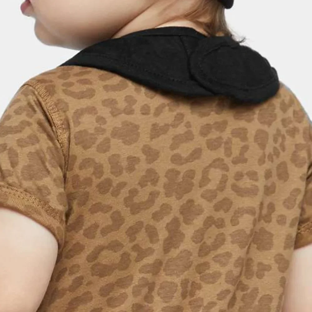 NEW Rabbit Skins Infant Baby Black Premium Jersey Bib.